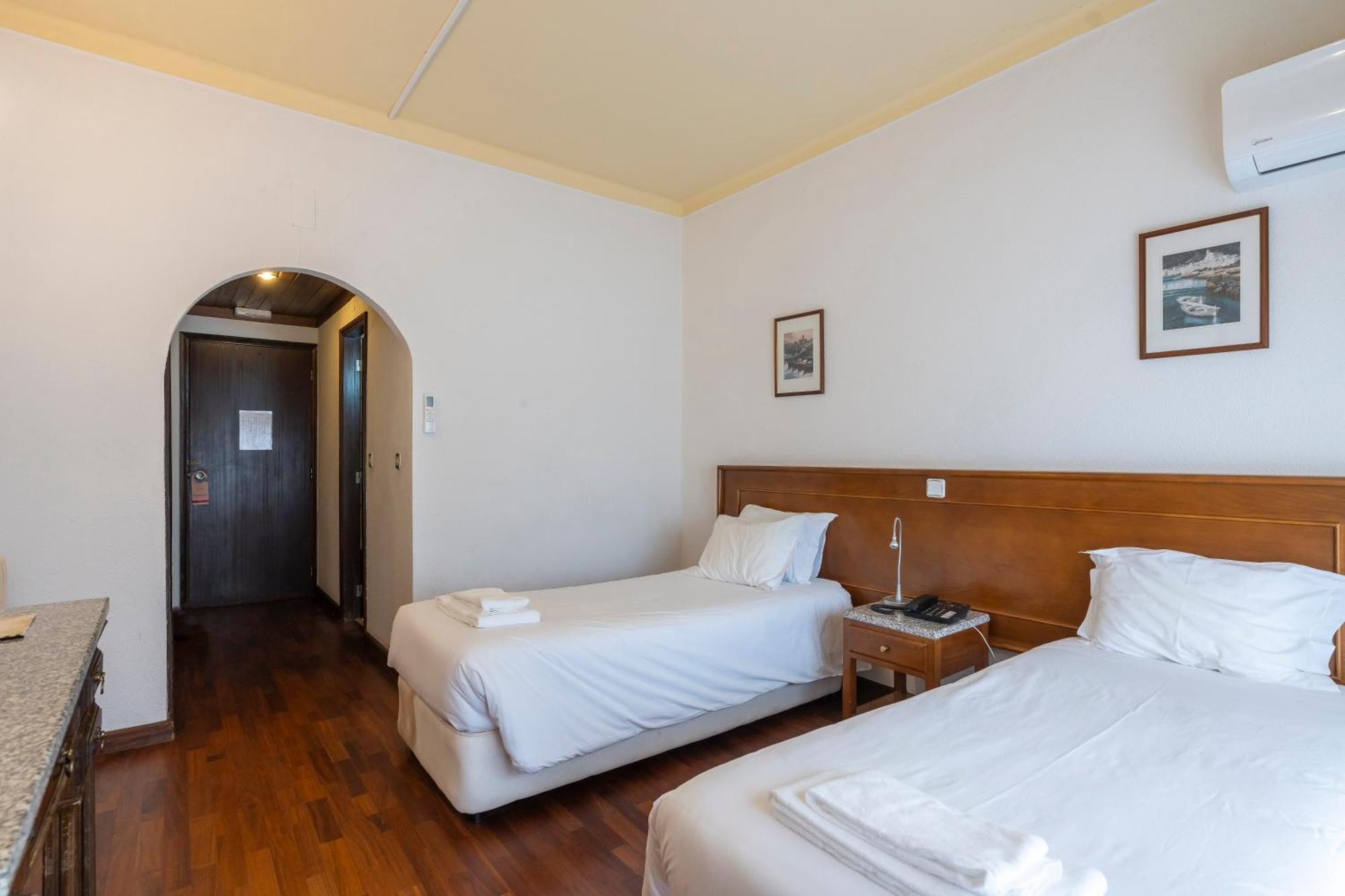 Lavanda Hotel Mira Serra Celorico Da Beira Esterno foto